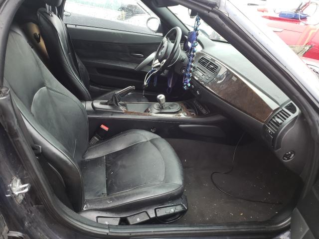 4USBU33596LW58083 - 2006 BMW Z4 3.0 BLUE photo 5