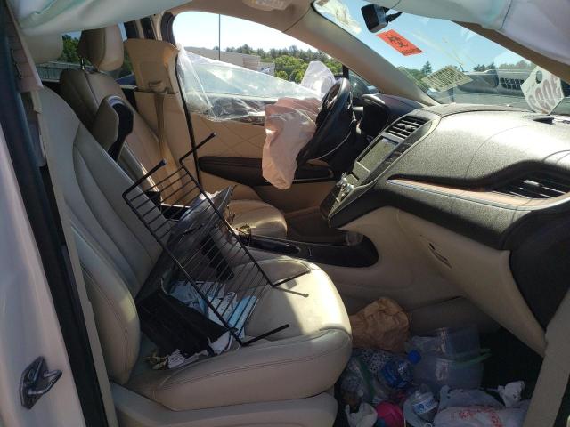 5LMCJ2D92JUL31714 - 2018 LINCOLN MKC SELECT 白色 照片 5