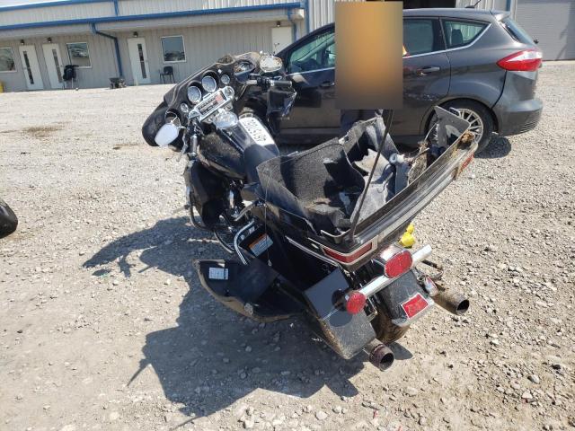 1HD1FCW155Y653886 - 2005 HARLEY-DAVIDSON FLHTCUI 黑色 照片 3