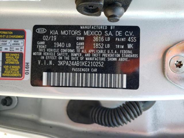 3KPA24AB1KE210252 - 2019 KIA RIO S SILVER photo 10