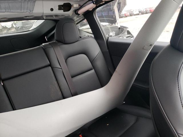 5YJYGAEE0MF203339 - 2021 TESLA MODEL Y أبيض صورة 6