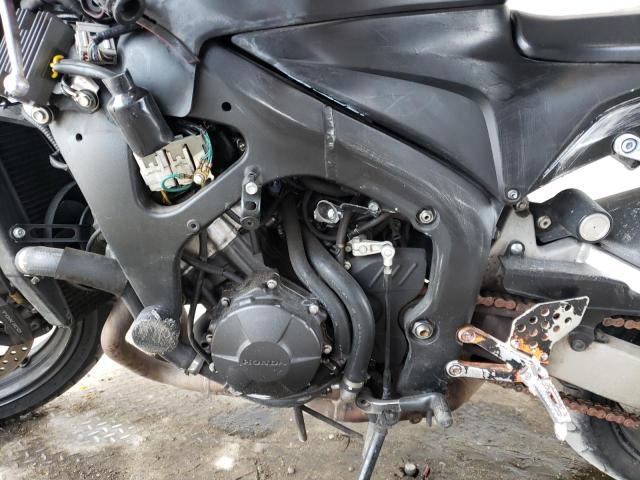 JH2PC406XBK400146 - 2011 HONDA CBR600 RR BLACK photo 6