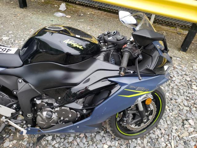 JKBZXJH18NA012426 - 2022 KAWASAKI ZX636 K TWO TONE photo 5