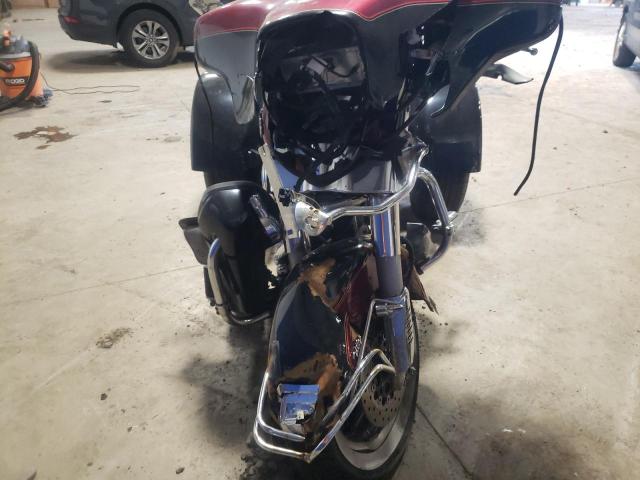 1HD1FCW165Y650527 - 2005 HARLEY-DAVIDSON FLHTCUI 红色 照片 9