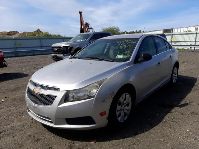 1G1PC5SH7C7175579 - 2012 CHEVROLET CRUZE SILVER photo 2