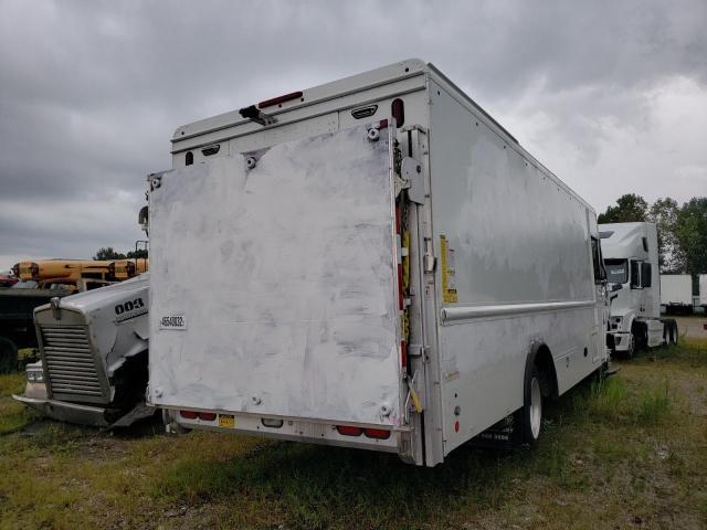 4UZAC3EA6JCKA2279 - 2018 FREIGHTLINER CHASSIS M WHITE photo 4