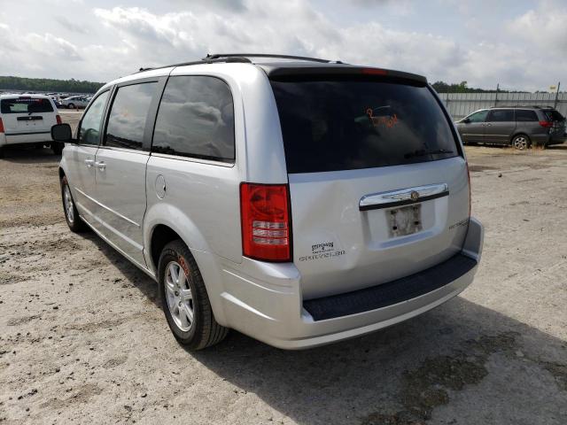 2A4RR5D10AR285538 - 2010 CHRYSLER TOWN & COU SILVER photo 3