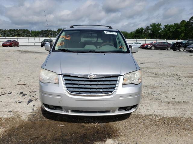 2A4RR5D10AR285538 - 2010 CHRYSLER TOWN & COU SILVER photo 9