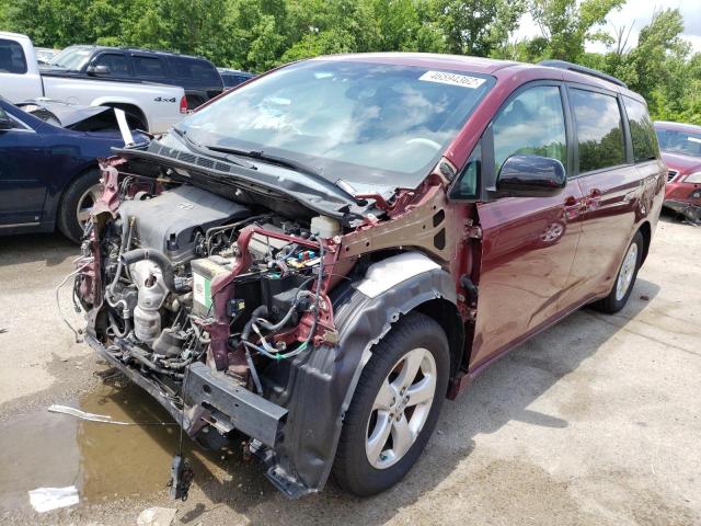 5TDKK3DC1ES517546 - 2014 TOYOTA SIENNA LE RED photo 2