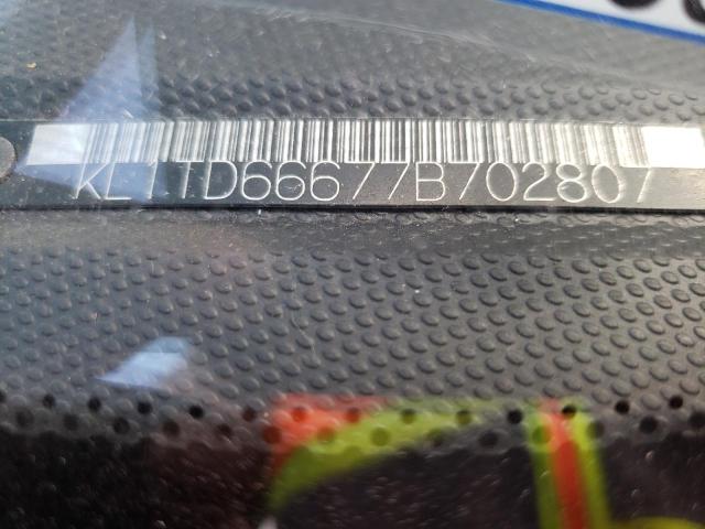 KL1TD66677B702807 - 2007 CHEVROLET AVEO BASE RED photo 10