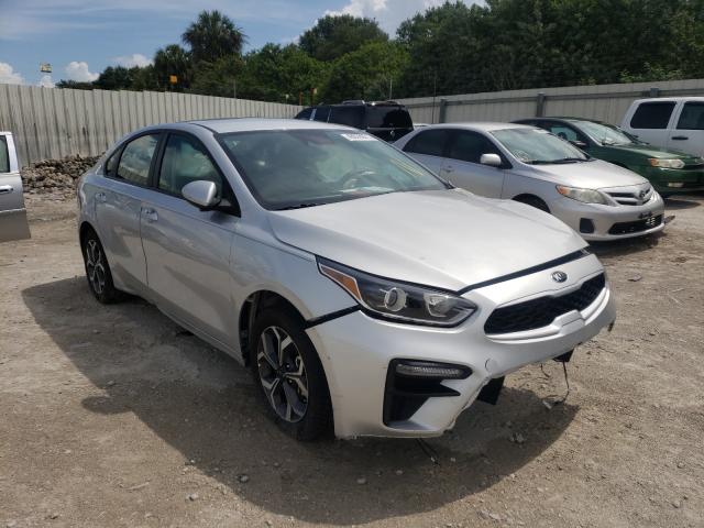 3KPF24AD6KE086583 - 2019 KIA FORTE FE SILVER photo 1