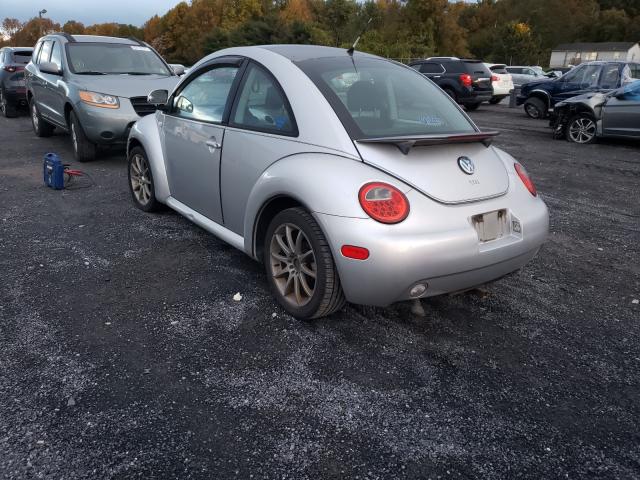 3VWCF21C7YM444241 - 2000 VOLKSWAGEN NEW BEETLE 银色 照片 3