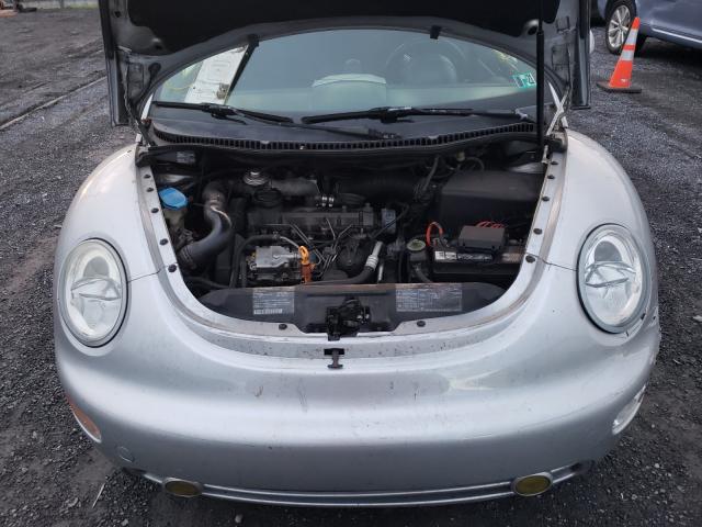 3VWCF21C7YM444241 - 2000 VOLKSWAGEN NEW BEETLE 银色 照片 7