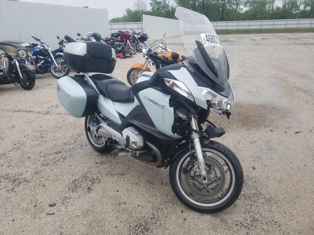 WB1044000BZW18894 - 2011 BMW R1200 RT SILVER photo 1