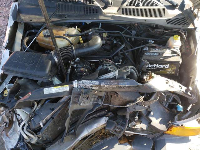 1J4GK38K35W564966 - 2005 JEEP LIBERTY RE 银色 照片 7