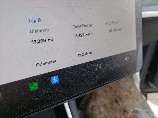 5YJYGDEF3LF022681 - 2020 TESLA MODEL Y أزرق صورة 8