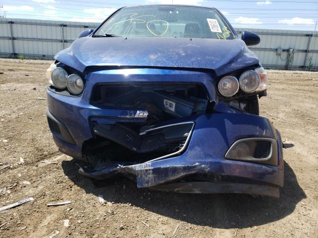 1G1JB5SG5D4137786 - 2013 CHEVROLET SONIC LS BLUE photo 9