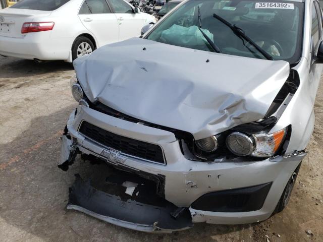 1G1JB6SH1G4185580 - 2016 CHEVROLET SONIC LS SILVER photo 7