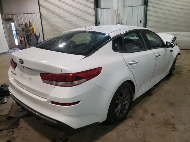 5XXGT4L32LG450934 - 2020 KIA OPTIMA LX WHITE photo 4