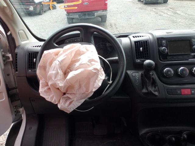 3C6TRVBG5KE524403 - 2019 RAM PROMASTER WHITE photo 9