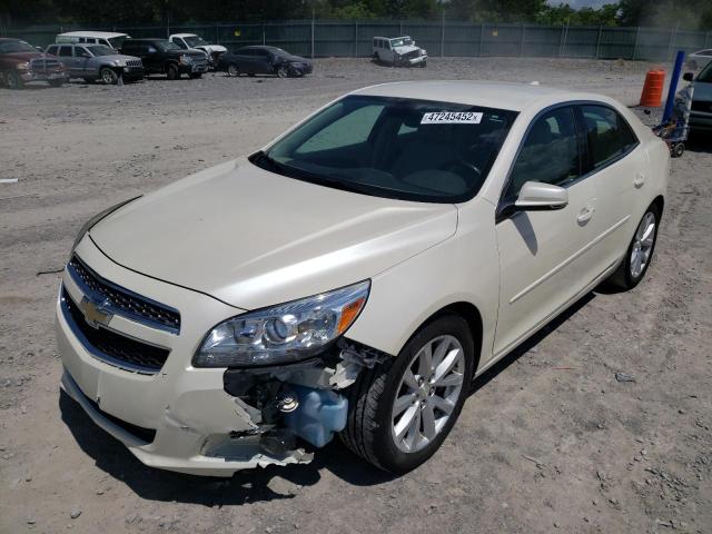 1G11E5SA6DF181674 - 2013 CHEVROLET MALIBU 1LT კრემისფერი ფოტო 2