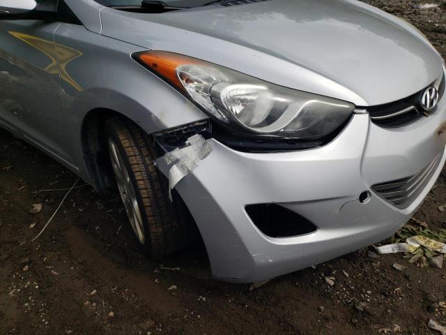 5NPDH4AE6BH041766 - 2011 HYUNDAI ELANTRA SILVER photo 9