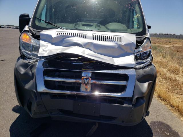 3C6URVJD4GE112654 - 2016 RAM PROMASTER 银色 照片 9