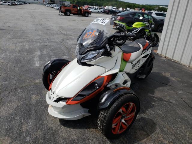 2BXNCBC43FV000054 - 2015 CAN-AM SPYDER ROADSTER ST  photo 2