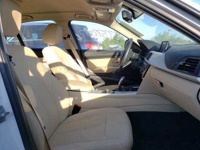 WBA8E5G58JNU47518 - 2018 BMW 320 XI WHITE photo 5