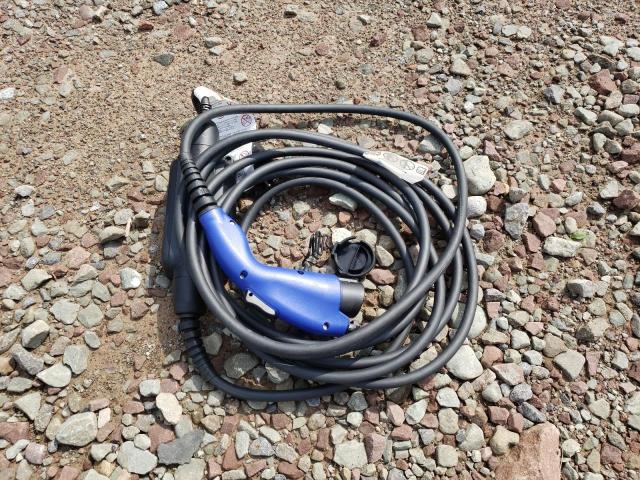 JTDKARFP2L3132307 - 2020 TOYOTA PRIUS PRIM 奶油色 照片 9