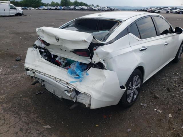 1N4BL4BV8KC230537 - 2019 NISSAN ALTIMA S WHITE photo 9