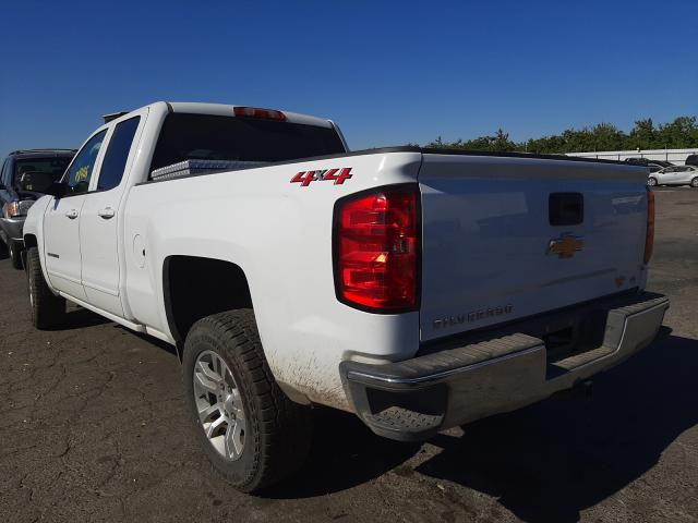 1GCVKREC5JZ166096 - 2018 CHEVROLET SILVERADO WHITE photo 3