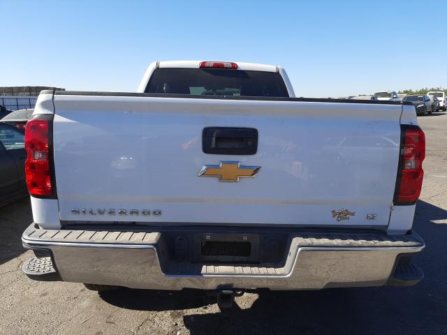 1GCVKREC5JZ166096 - 2018 CHEVROLET SILVERADO WHITE photo 9