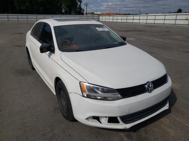 3VW2K7AJ1CM338136 - 2012 VOLKSWAGEN JETTA BASE WHITE photo 1