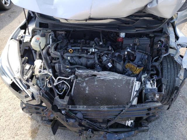 3N1CN8EV7LL805179 - 2020 NISSAN VERSA SV SILVER photo 7