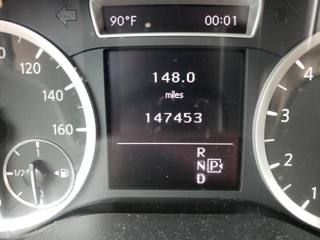 SJKCH5CP2HA019826 - 2017 INFINITI QX30 BASE SILVER photo 8