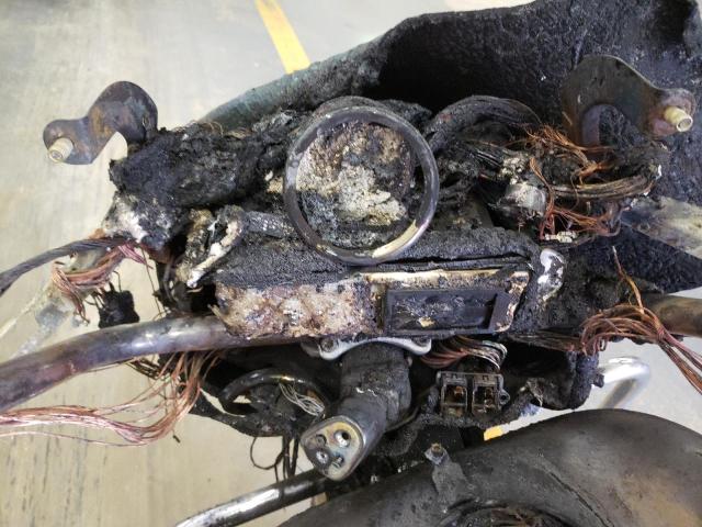 1HD1FC4168Y696687 - 2008 HARLEY-DAVIDSON FLHTCUI 烧焦的 照片 8