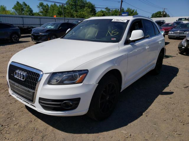 WA1LKAFP6AA038615 - 2010 AUDI Q5 PREMIUM WHITE photo 2