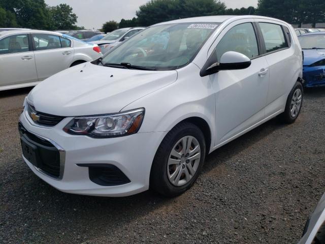 1G1JG6SB2K4104088 - 2019 CHEVROLET SONIC WHITE photo 2