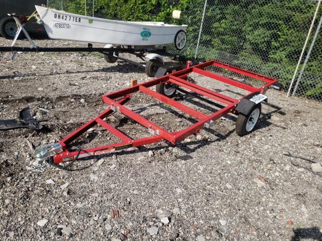 LN2UT1118FZ205627 - 2016 UTILITY TRAILER წითელი ფოტო 2