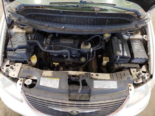 2C8GP64L63R234542 - 2003 CHRYSLER TOWN AND C WHITE photo 7