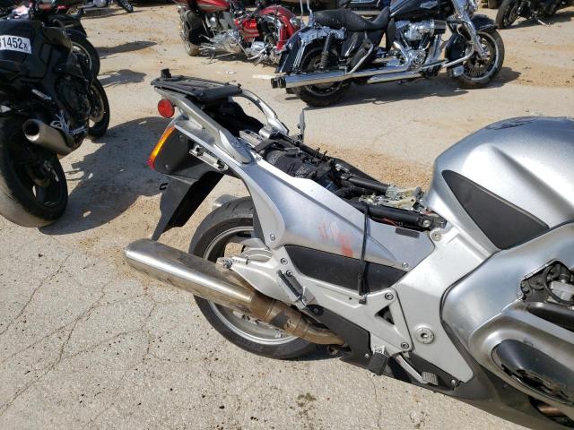 JH2SC51057M500788 - 2007 HONDA ST1300 SILVER photo 10