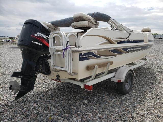 QJT36017L203 - 2003 PRIN BOAT WHITE photo 4