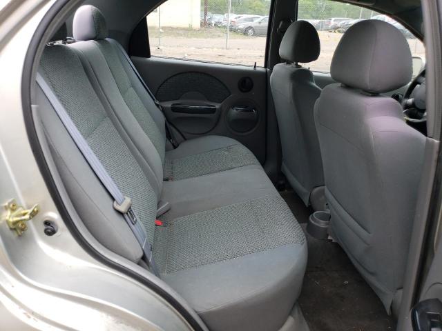 KL1TJ52674B265217 - 2004 CHEVROLET AVEO LS 银色 照片 6