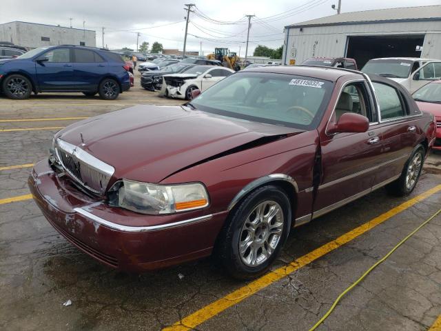 1LNHM83W24Y634547 - 2004 LINCOLN TOWN CAR U BURGUNDY photo 2