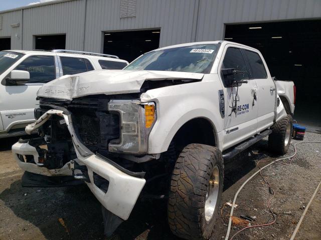 1FT8W3BT8HEB81776 - 2017 FORD F350 SUPER WHITE photo 2