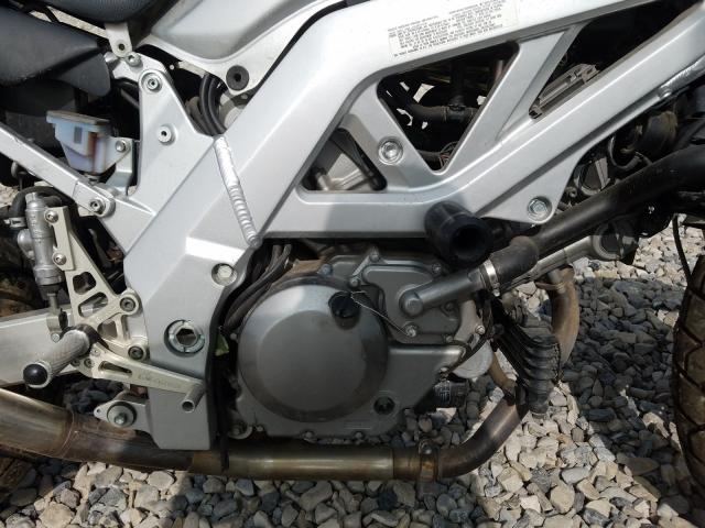 JS1VP53A132105605 - 2003 SUZUKI SV650  photo 7