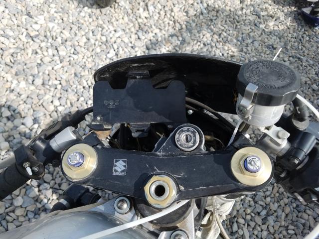 JS1VP53A132105605 - 2003 SUZUKI SV650  photo 8