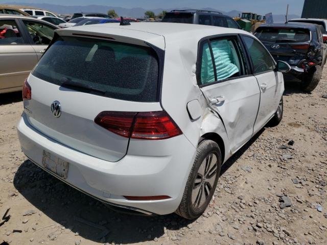 WVWKR7AU2HW954671 - 2017 VOLKSWAGEN E-GOLF SE WHITE photo 4