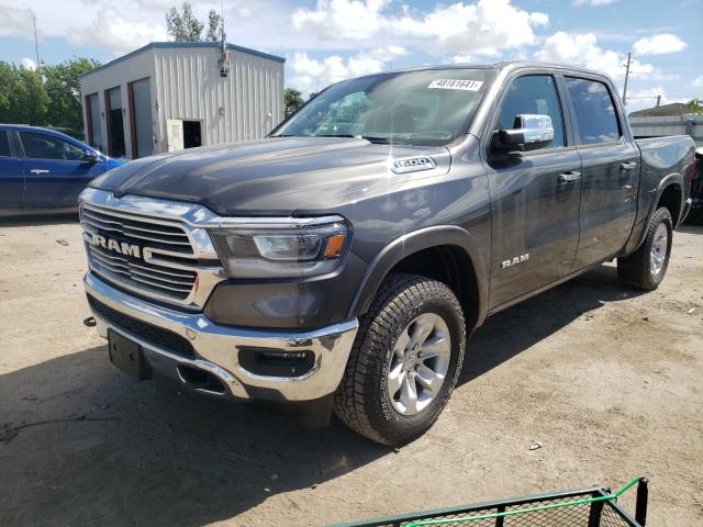 1C6SRFJT9LN339428 - 2020 RAM 1500 LARAM GRAY photo 2